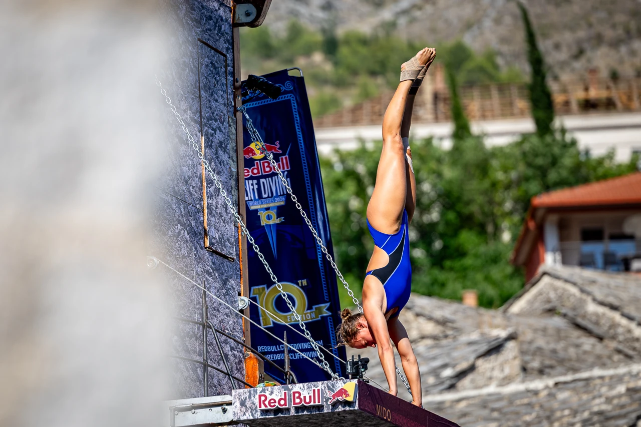 FOTO | Završen Red Bull Cliff Diving u Mostaru: Iffland do desete titule, Popovici četvrti put slavi
