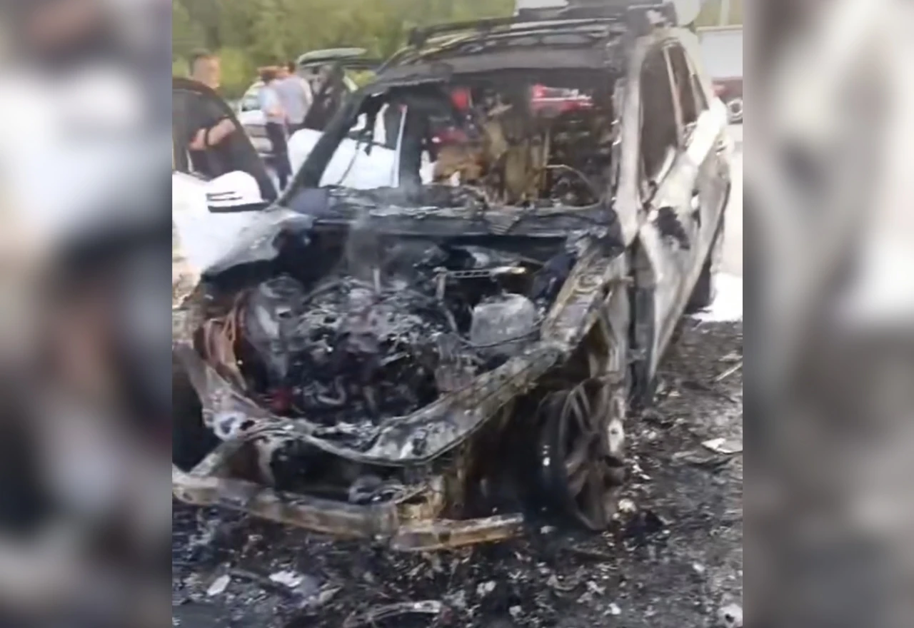 Izgorio automobil na cesti između Gruda i Posušja