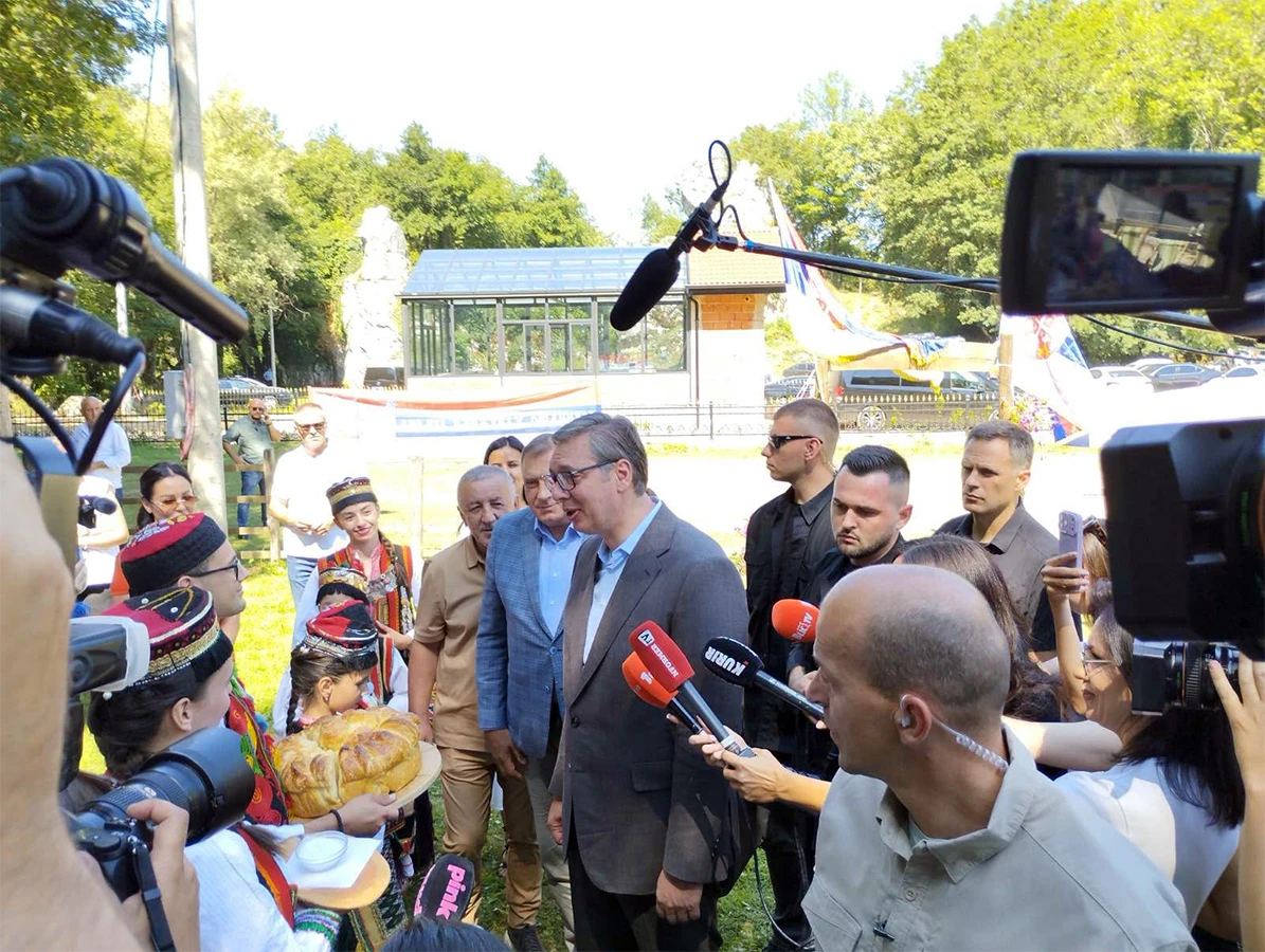 Vučić: Sve što tražimo jeste da se srpski narod naziva Srbima