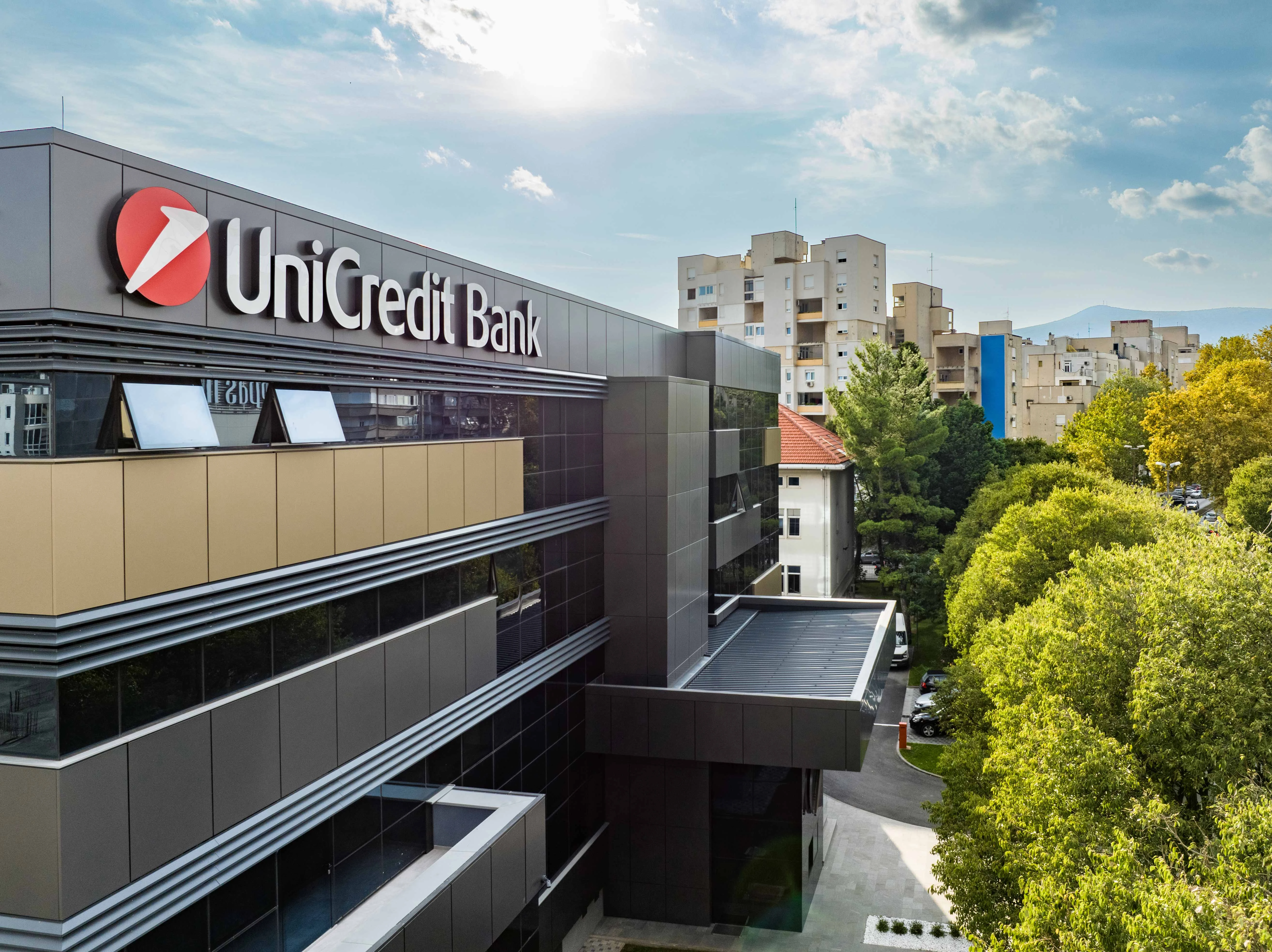 UnCredit Bank uspješno realizirala prvu transakciju mini obveznica u Bosni i Hercegovini