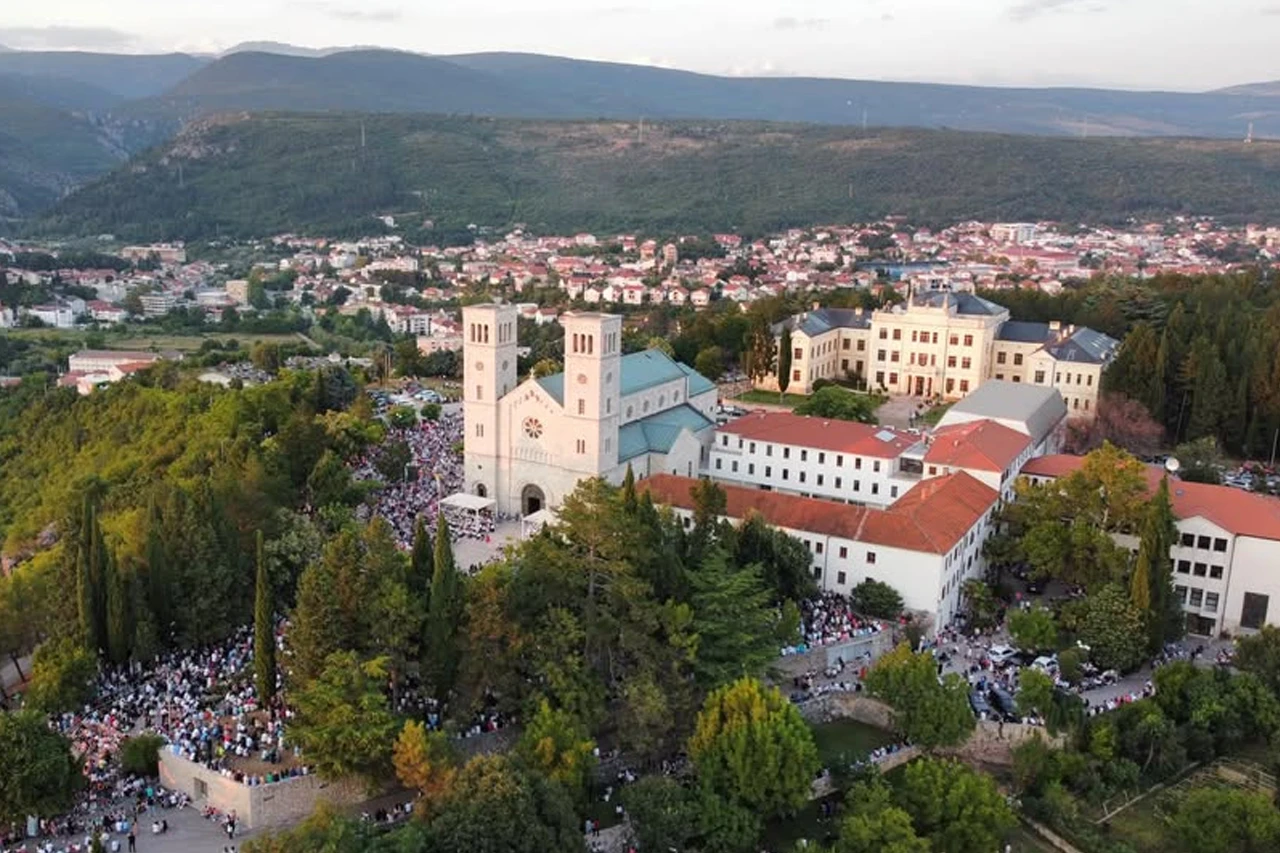 Široki Brijeg dobiva 272.000 KM za infrastrukturne projekte