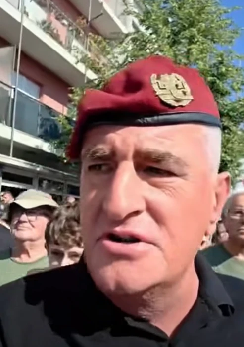 Bulj na proslavi Oluje uklonio ogradu između građana i političara: "Ne daju braniteljima u Knin"