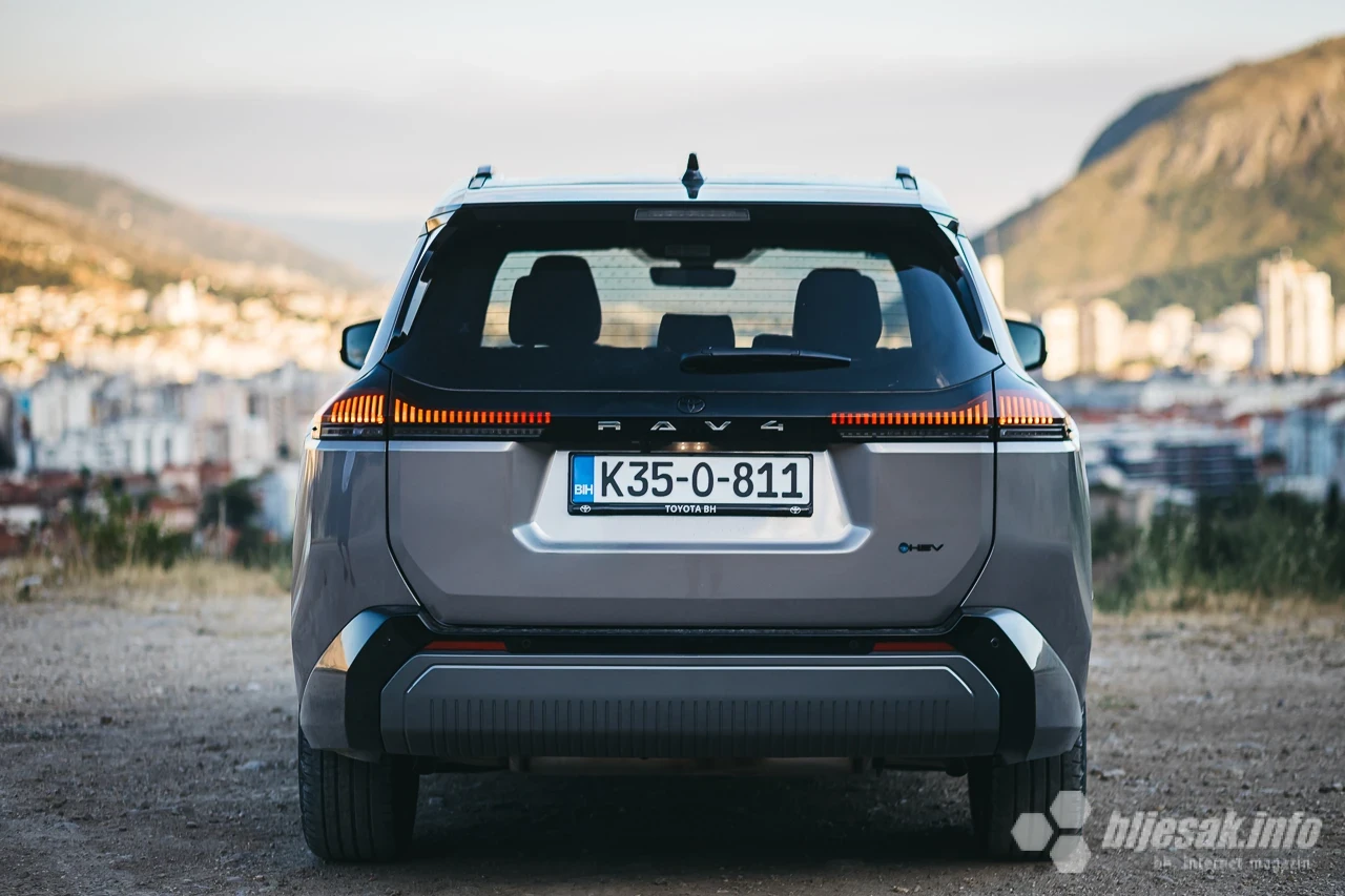 Pogledajte kako izgleda šesta generacija japanskog SUV bestselera