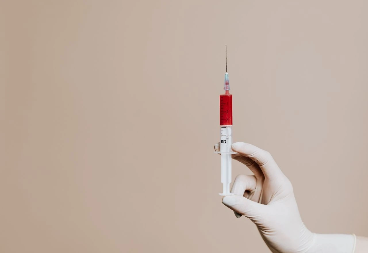 Rusi tvrde: Američko cjepivo protiv HIV-a testirano na ukrajinskim vojnicima