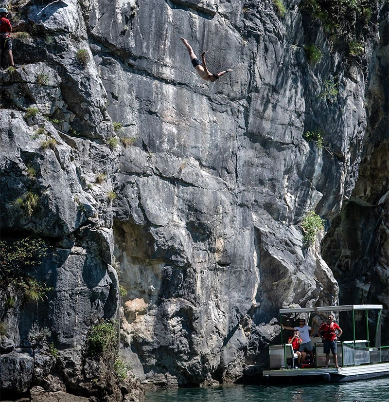Skokovi na Prenjskim vratima dio Jablanica Outdoor Festivala 2026.