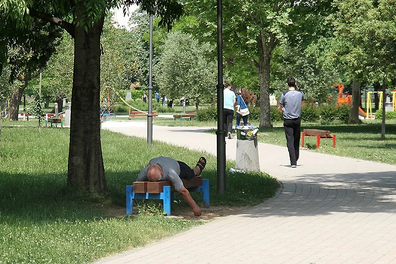 Tko god se nadao osvježenju, još će se morati strpjeti