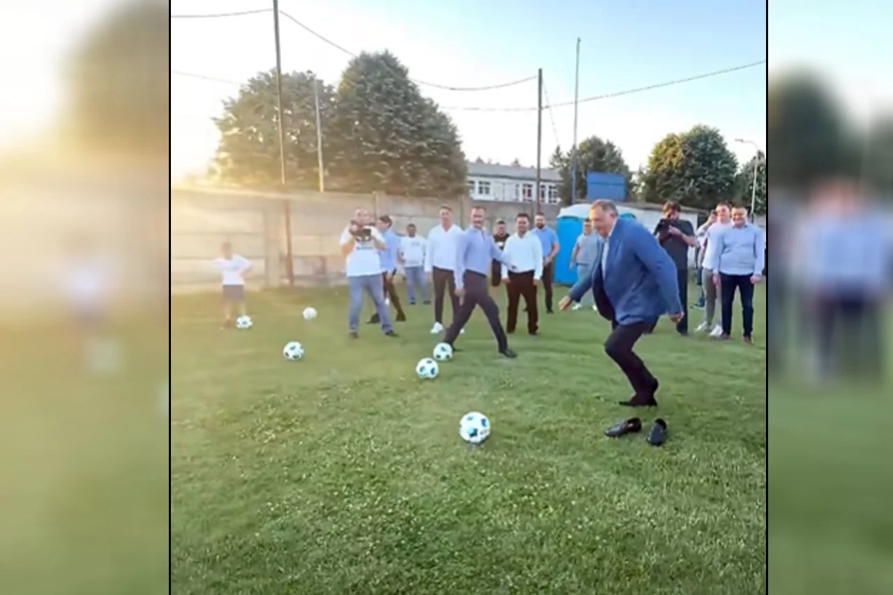 VIDEO | Milorad izuo cipele pa se zaigrao s loptom