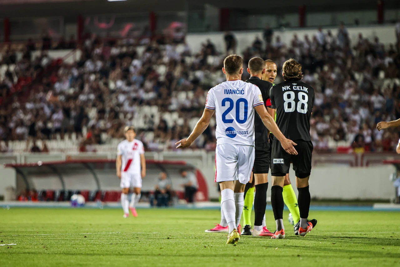 UŽIVO | Ljajić pokazao na jedanaesterac za Zrinjski, pa ga poništio nakon gledanja snimke