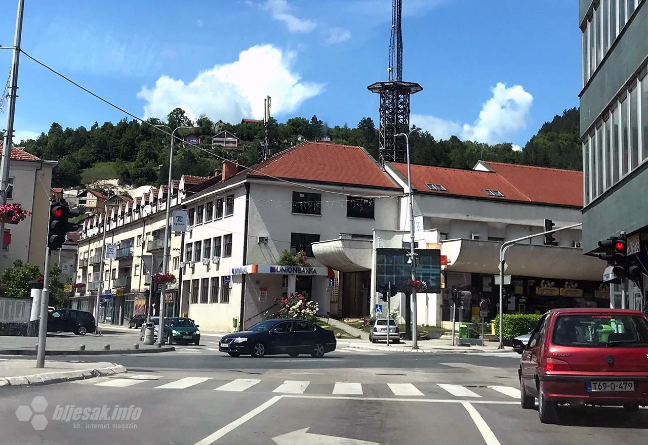 Zašto Konjičani brane semafor?