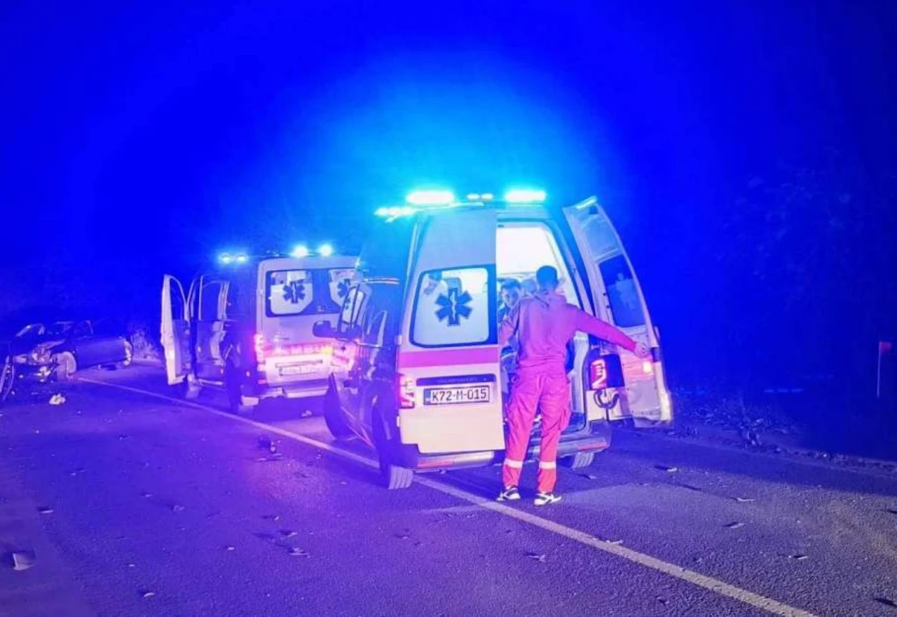 Dvije osobe ozlijeđene u teškoj prometnoj nesreći u Vrapčićima