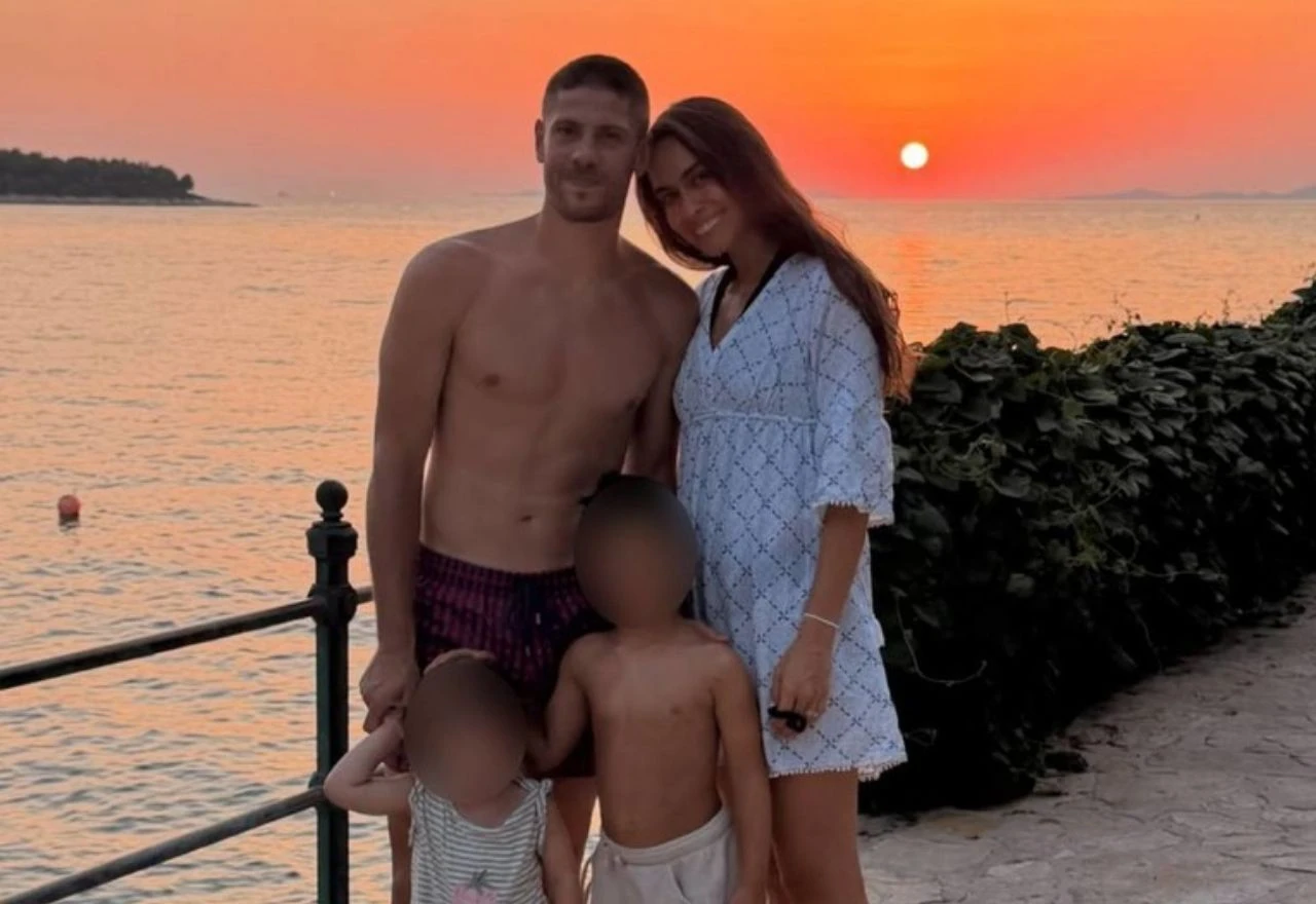 Andrej Kramarić pokazao kako uživa na odmoru sa suprugom i djecom
