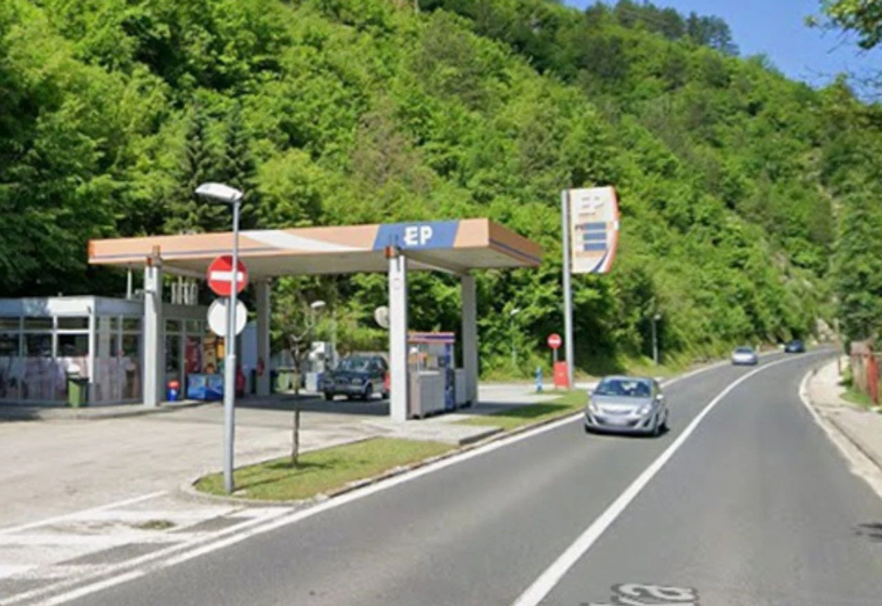 Keskinu i Mušinoviću određen pritvor filmske krađe benzinske crpke u Konjicu, traga se za trećom osobom