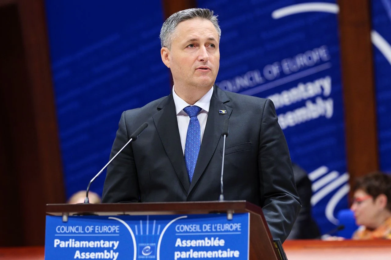 Bećirović reagirao na Grlića Radmana: "Nećemo dopustiti monoetničke izborne jedinice"