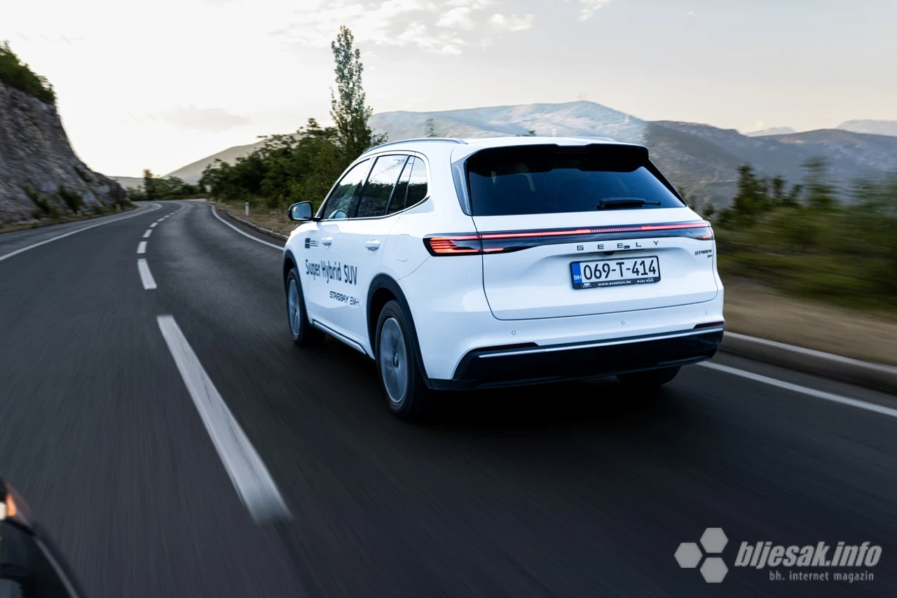Struja za grad, benzin za put: Vozili smo Geely Starray EM-i
