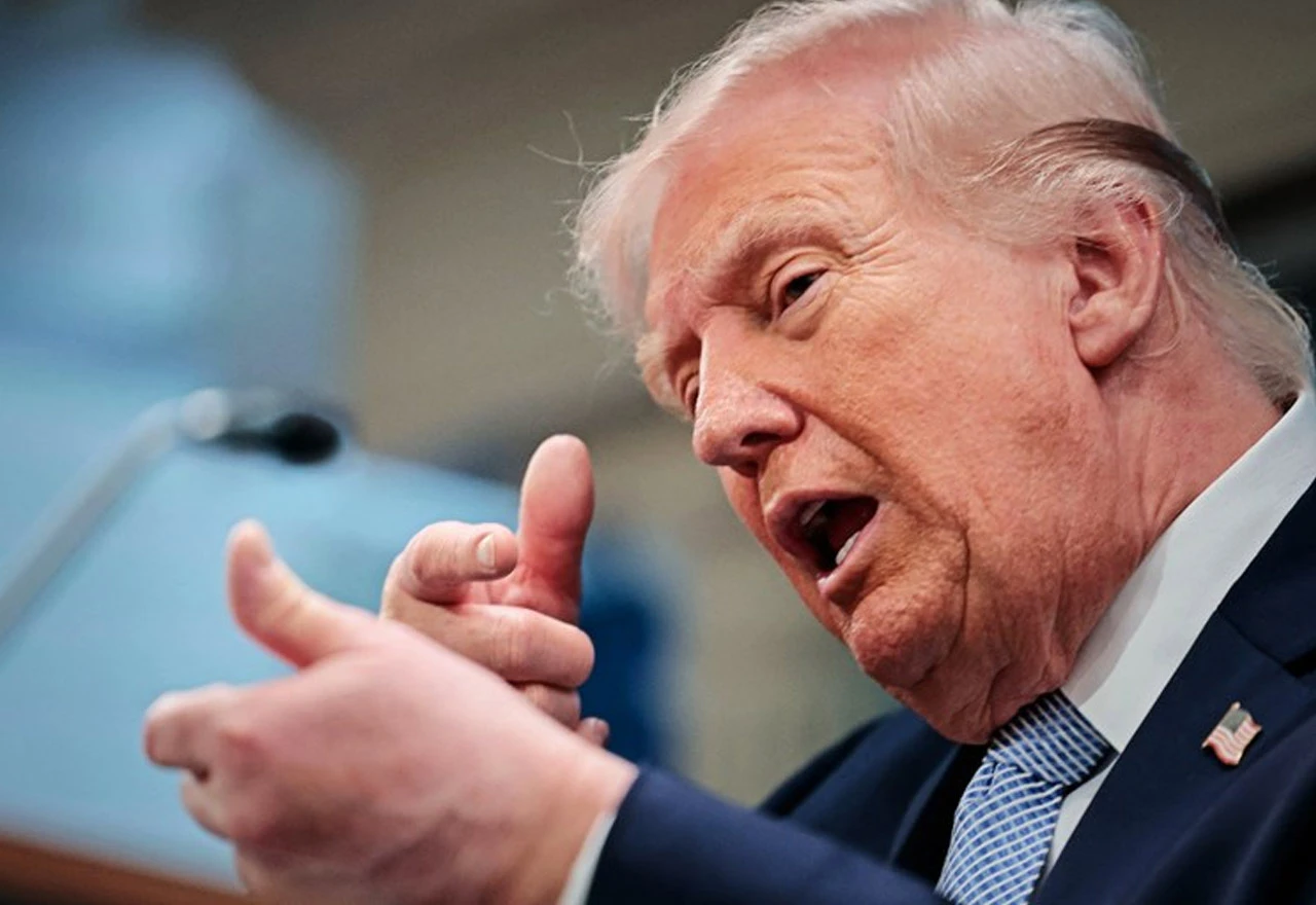 Trump: SAD će zadržati nadzor nad Hormuškim tjesnacem
