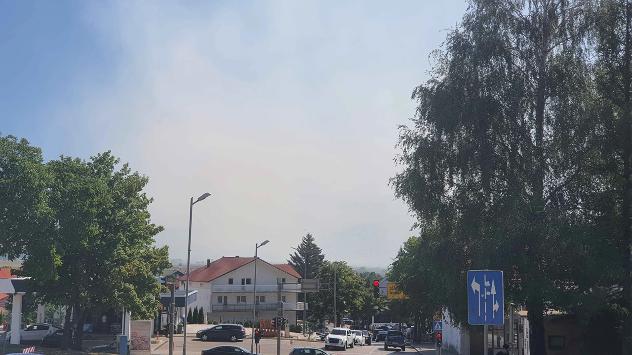 Odobrena pomoć kanadera kod Bosanskog Grahova, Air traktori gase Šator i Ljubušu