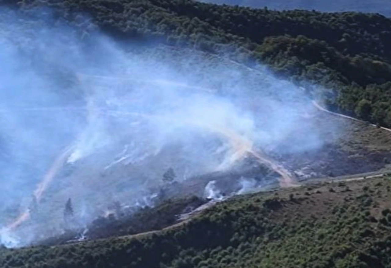 VIDEO | Gori i kod Sarajeva, a helikopter MUP-a KS nalazi se u Pragu