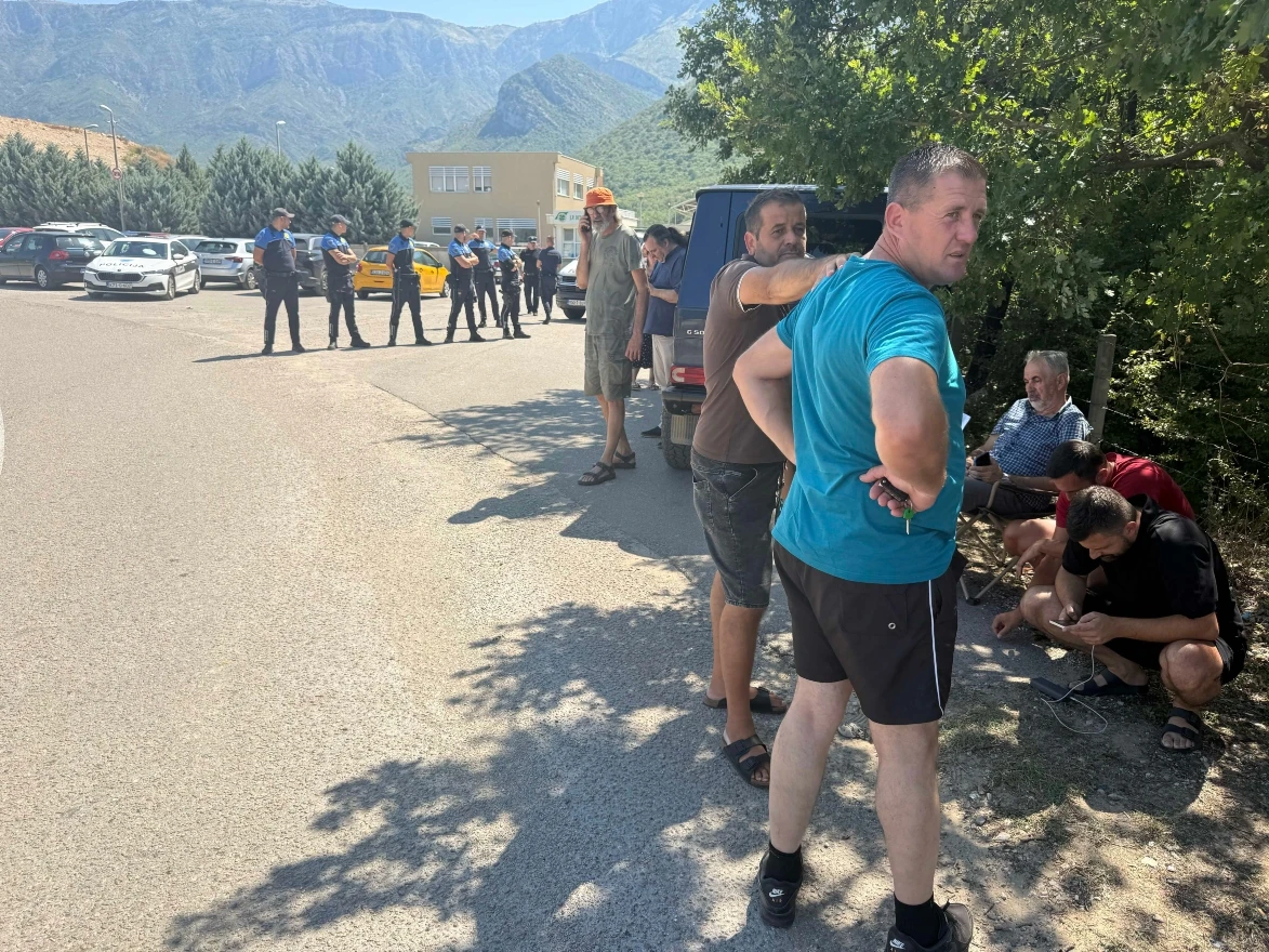 Pet osoba uhićeno je u petak zbog blokade ulaza na mostarsku deponiju Uborak