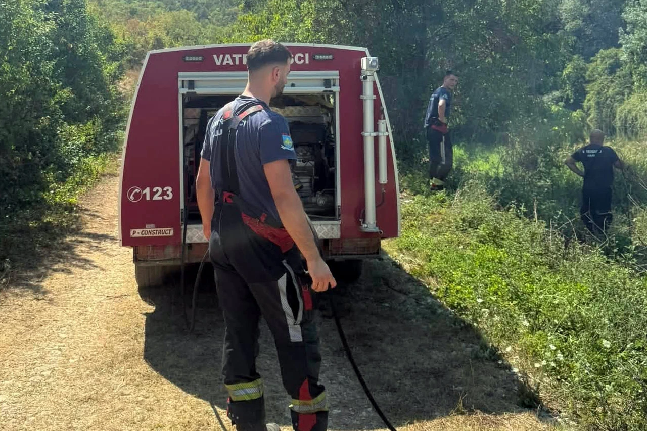 Ljubuški: Ugašen požar kod slapova Kravica