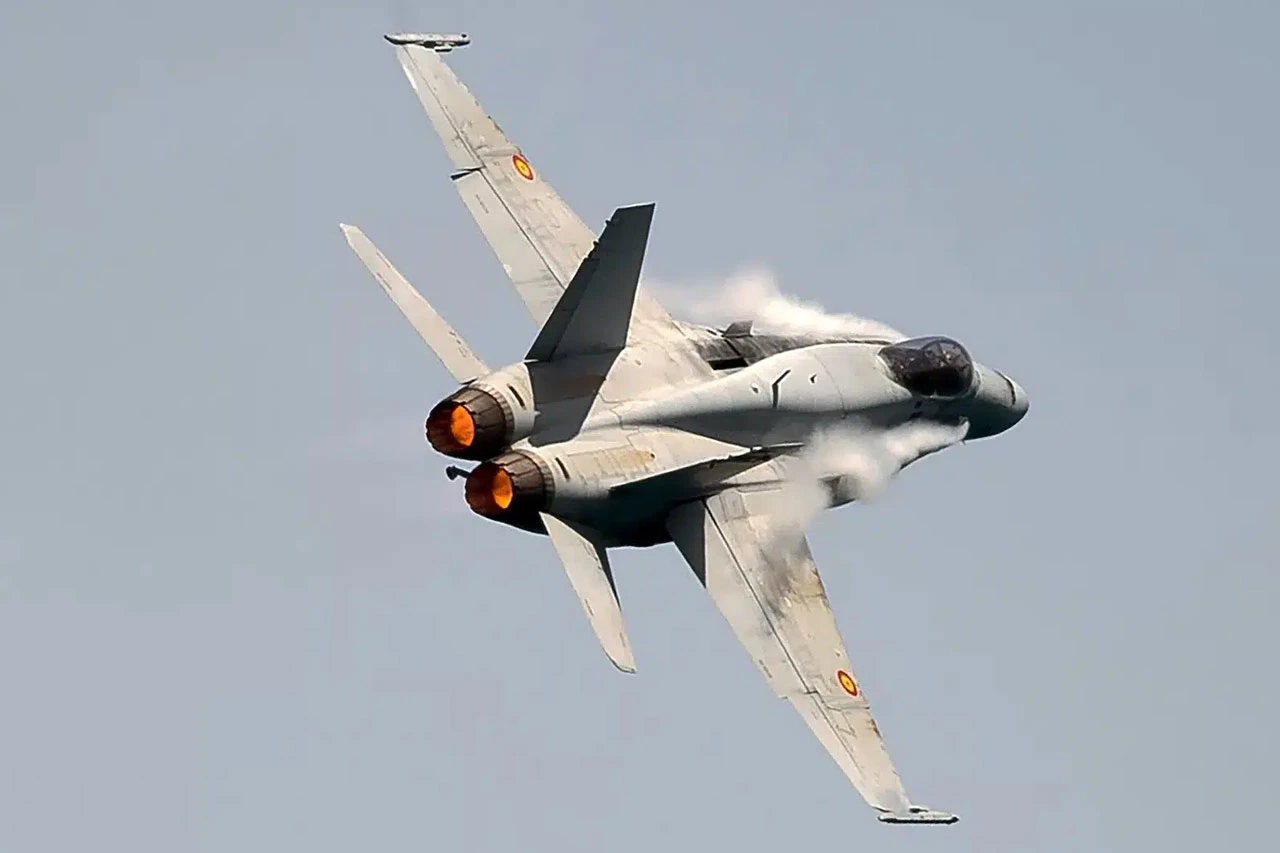 NATO djeluje:  Španjolski F-18 srušio dron iznad Rumunjske