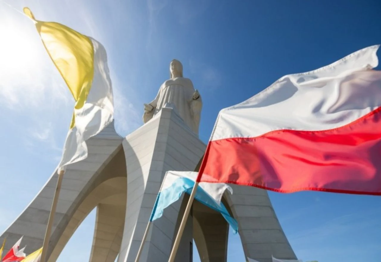 U Poljskoj otkriven najviši Gospin kip u Europi