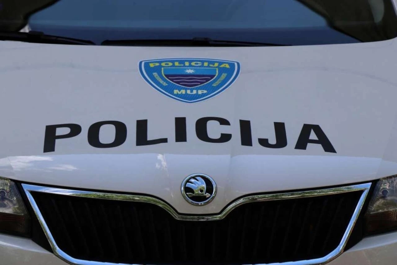 Teško ozlijeđen motociklist u Neumu