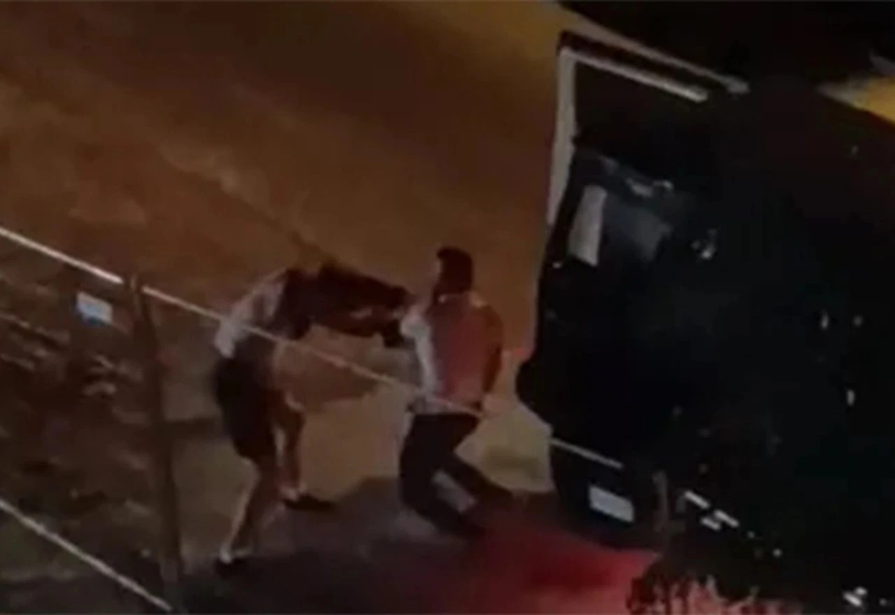 Muškarca nasilno ugurali u Mercedes s tablicama BiH