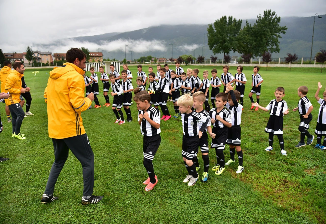 Stopama Salihamidžića i Pjanića: Juventus otvara vrata mladim nogometašima u Sarajevu