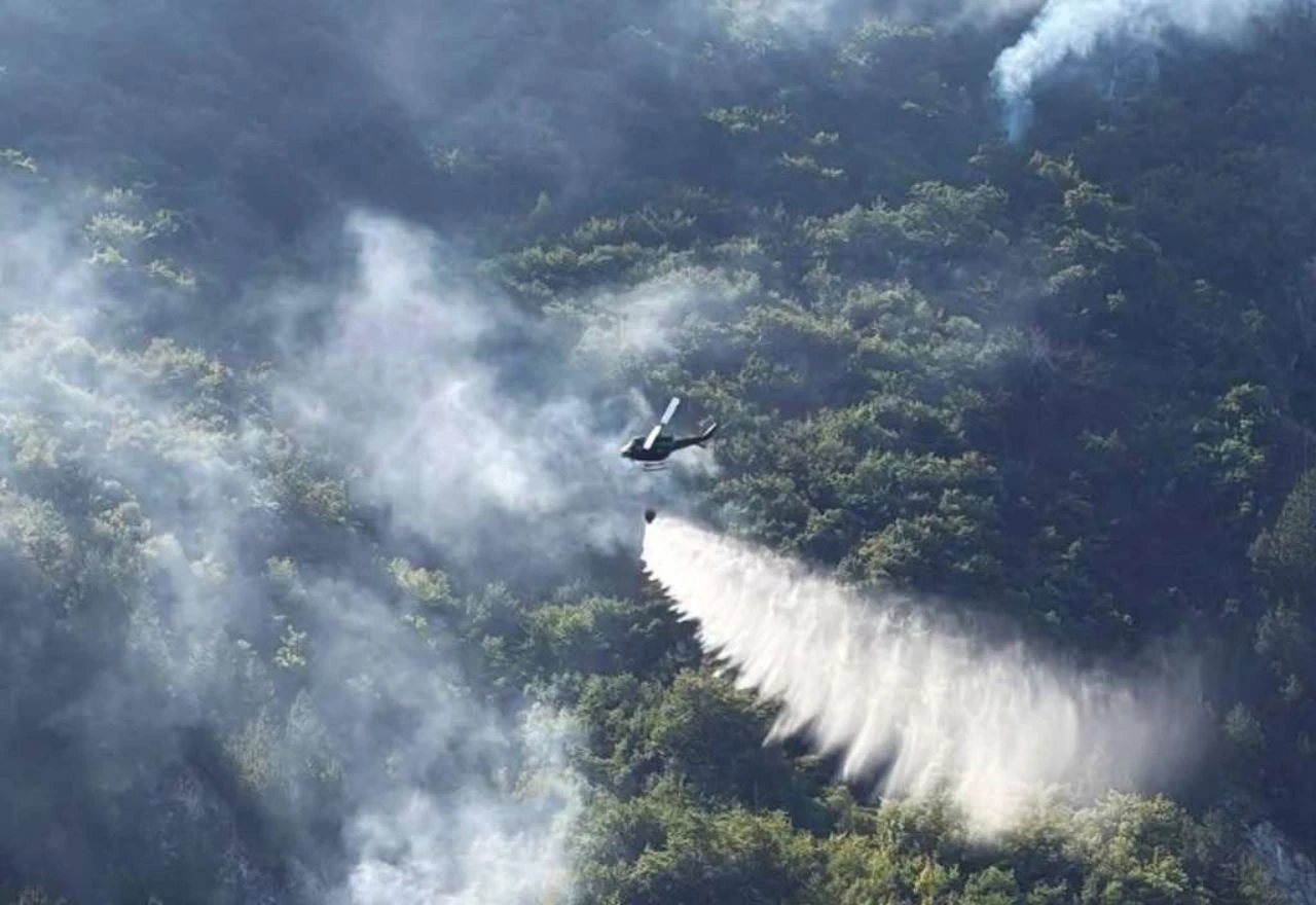 U gašenju požara kod Grahova sudjeluje helikopter OS BiH
