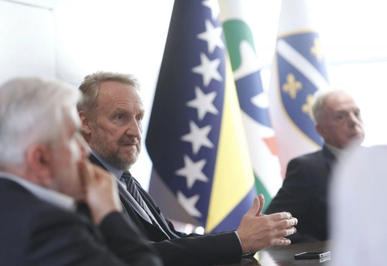 SDA: Zabrana simbola Armije RBiH bila bi protivna Ustavu BiH