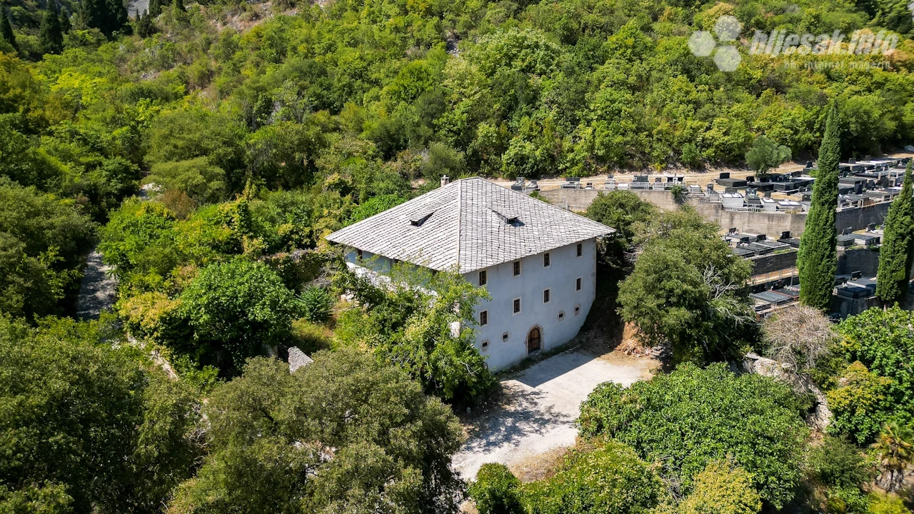 Kompleks Biskupije u Vukodolskoj ulici u Mostaru
