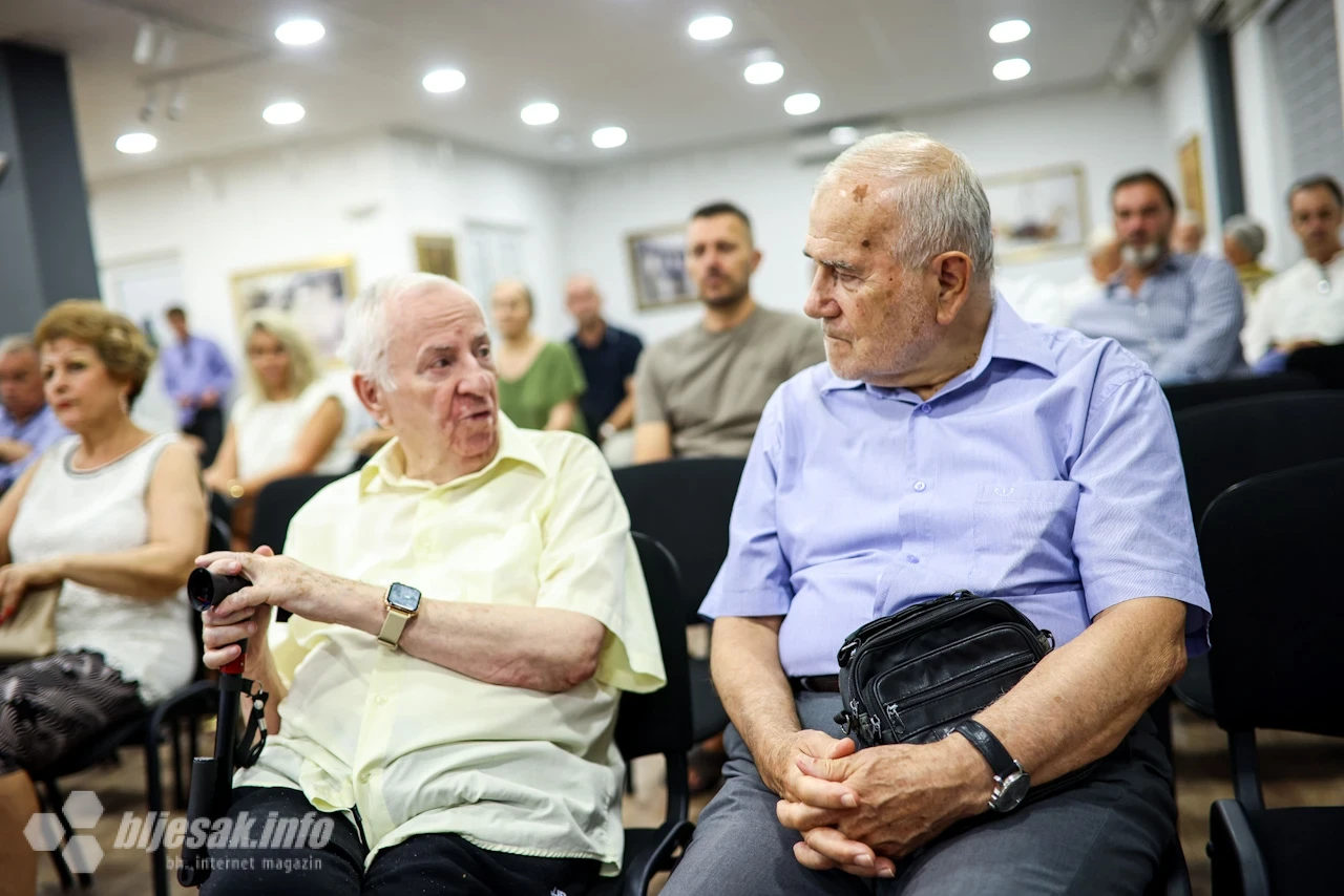 U Centru za kulturu u Mostaru održano je predstavljanje knjige “Stolac – prešućeni zločin“, koautora Nermina Bise i Aziza Tafre