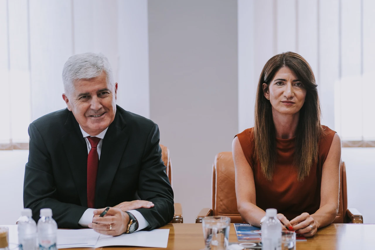 HDZ izdao upute članovima za društvene mreže