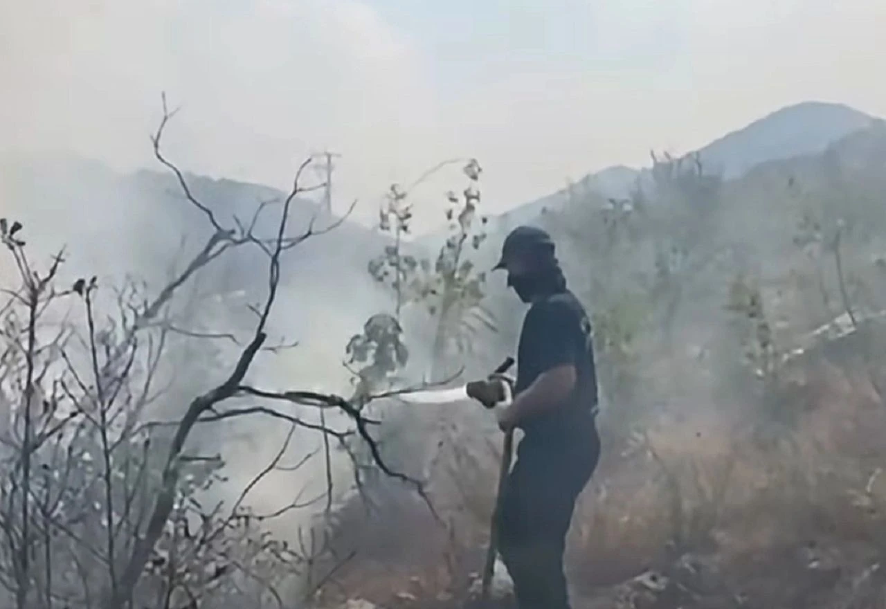 VIDEO | Hercegovac Coka prsa u prsa s vatrom: Osmijeh ne silazi s lica