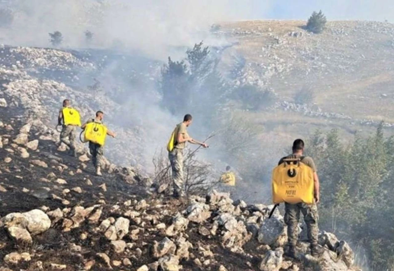 OS BiH angažirane kod Cazina i Nevesinja, pomoć stiže i iz zraka i sa zemlje