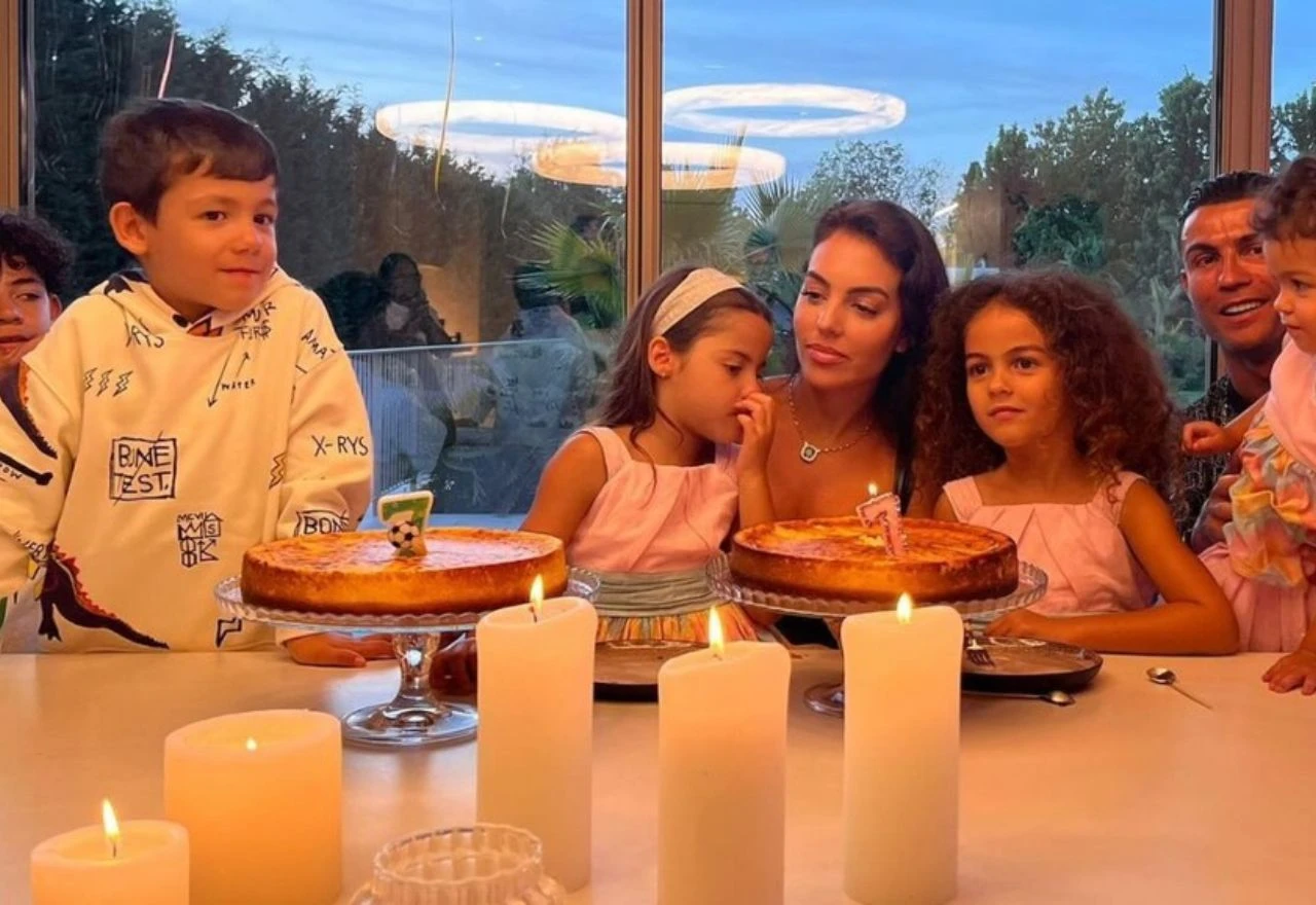 Georgina Rodriguez posvojila troje Ronaldove djece