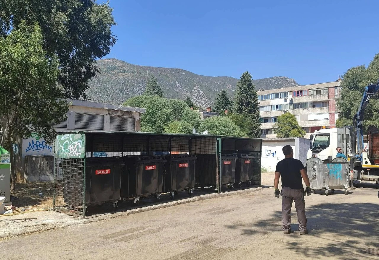Još mostarskih ulica dobiva nove kontejnere