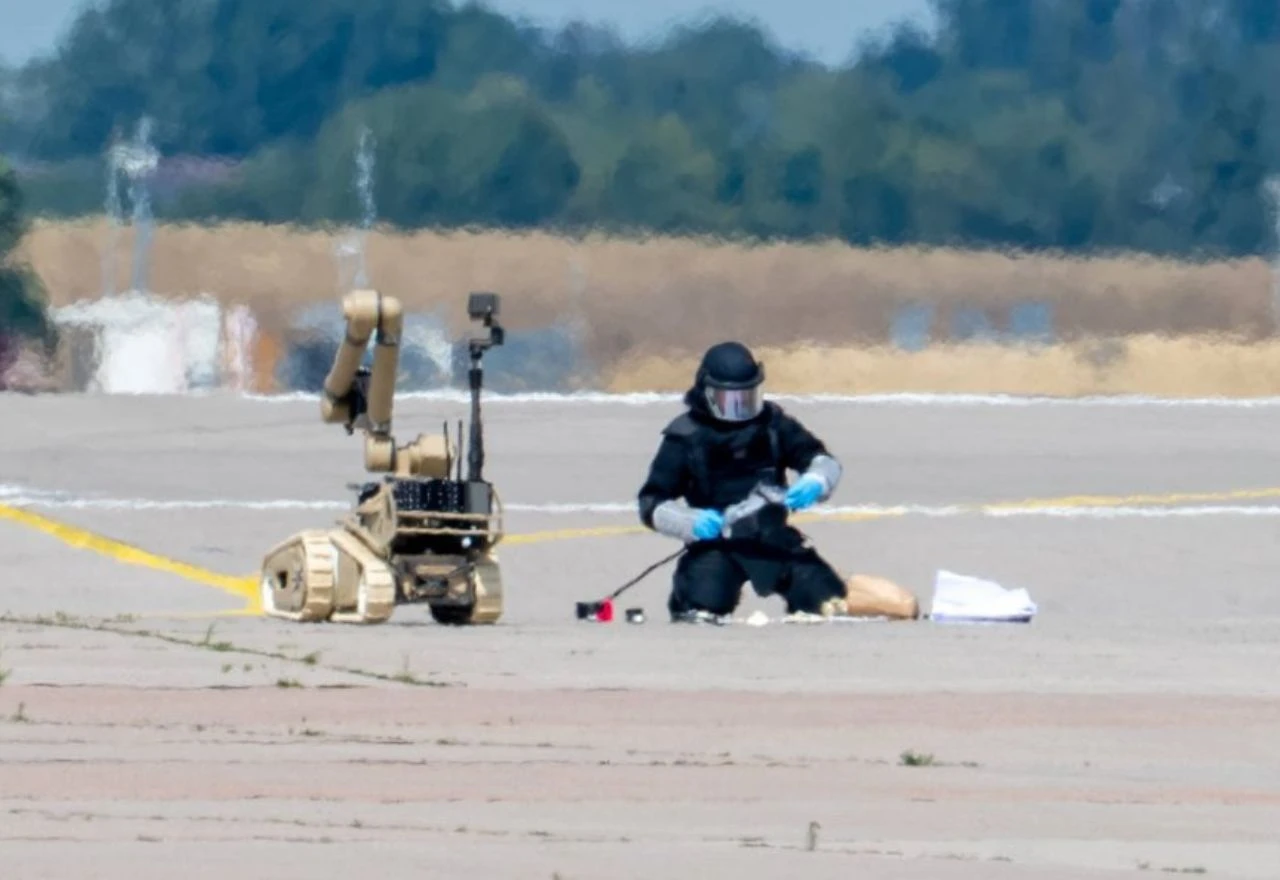 Nova uzbuna u Njemačkoj: Pronađen treći dron i eksploziv kod zračne luke