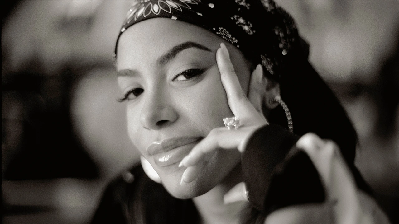 Prije četvrt stoljeća poginula je Aaliyah, jedna od najboljih mladih glazbenica