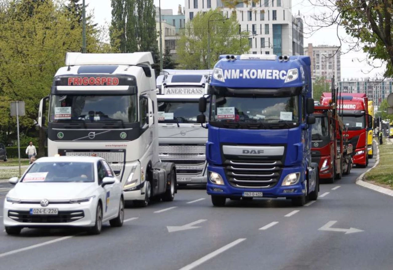 Vozači iz BiH traže rješenje od EU: "Prestanite nas tretirati kao turiste"