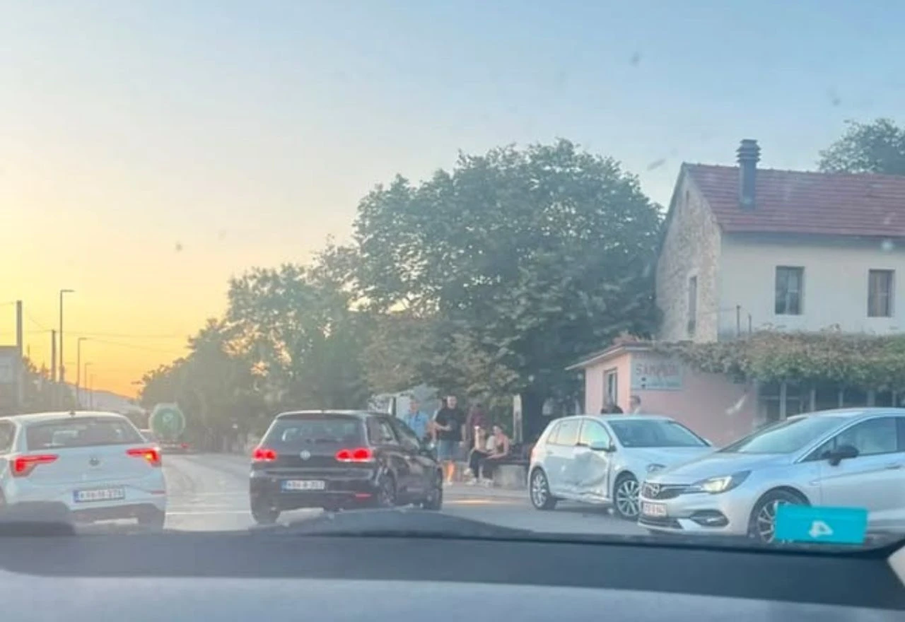 Sudar dva vozila na obilaznici u Ljubuškom, promet usporen