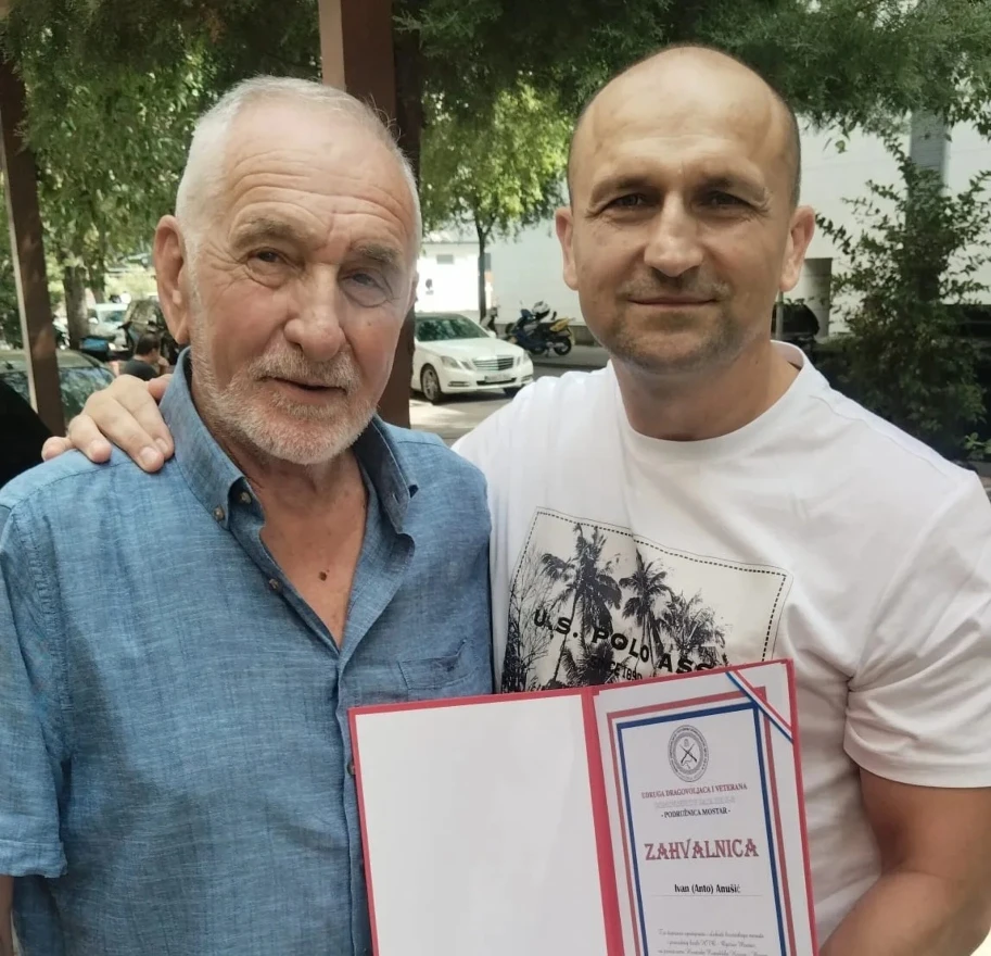 Ministru obrane RH Anušiću u Mostaru uručena zahvalnica za obranu Hercegovine