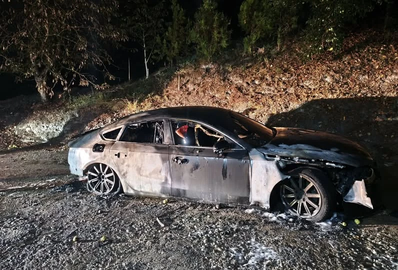Zapaljen automobil zastupnika kod Goražda, vatra krenula prema obiteljskoj kući