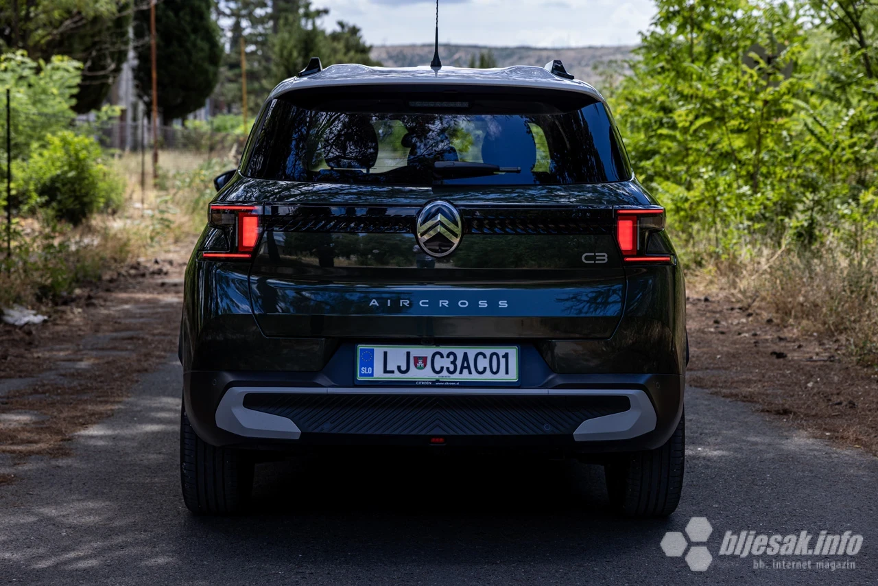 C3 je narastao: Ovako izgleda novi Citroën C3 Aircross