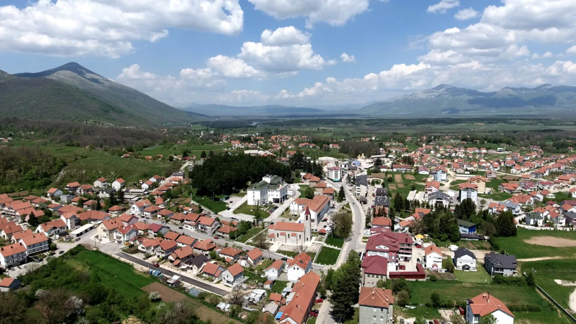 Tri desetljeća poslije: Obitelji iz Nevesinja još traže kosti najbližih