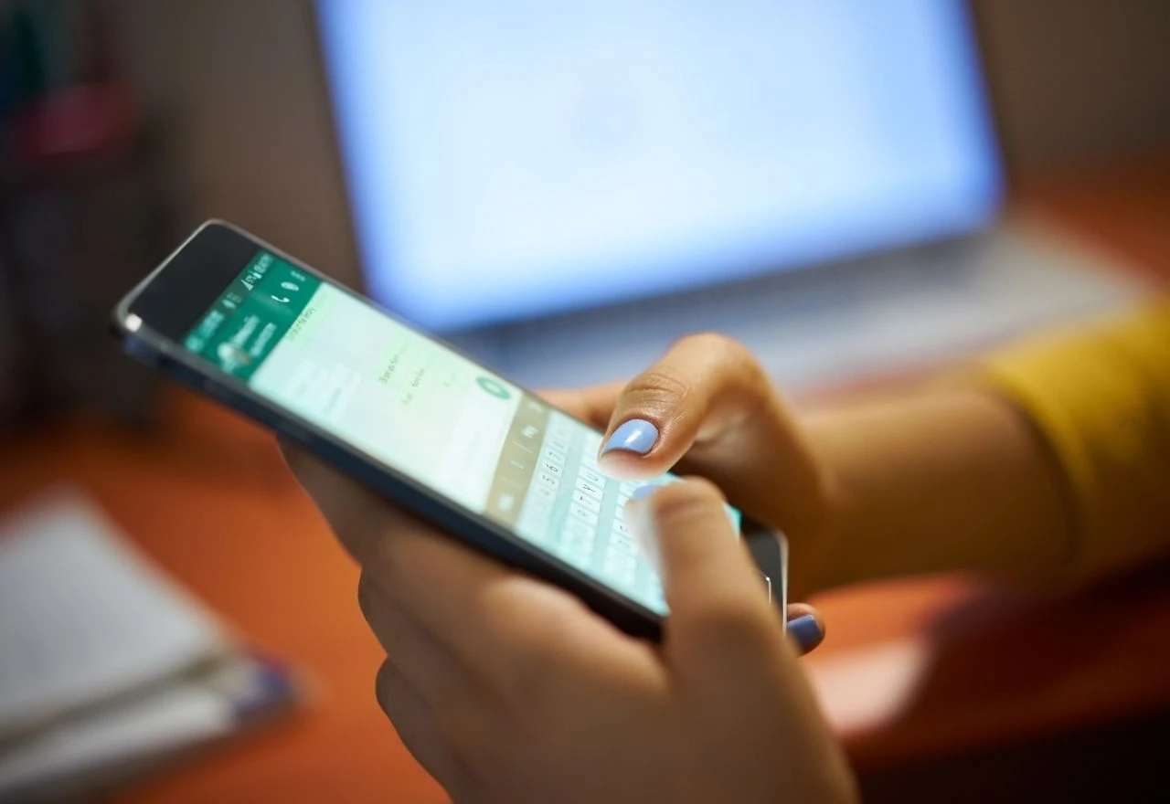 Nova funkcija na WhatsAppu prepoznaje moguće prijevare u porukama