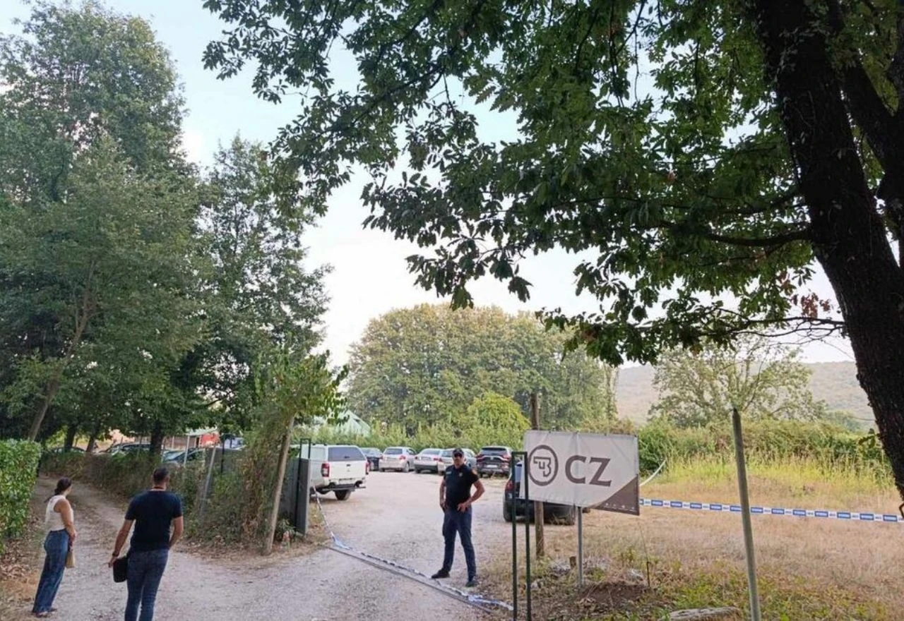 Trostruko ubojstvo u Crnoj Gori: Policija traga za naoružanim napadačem