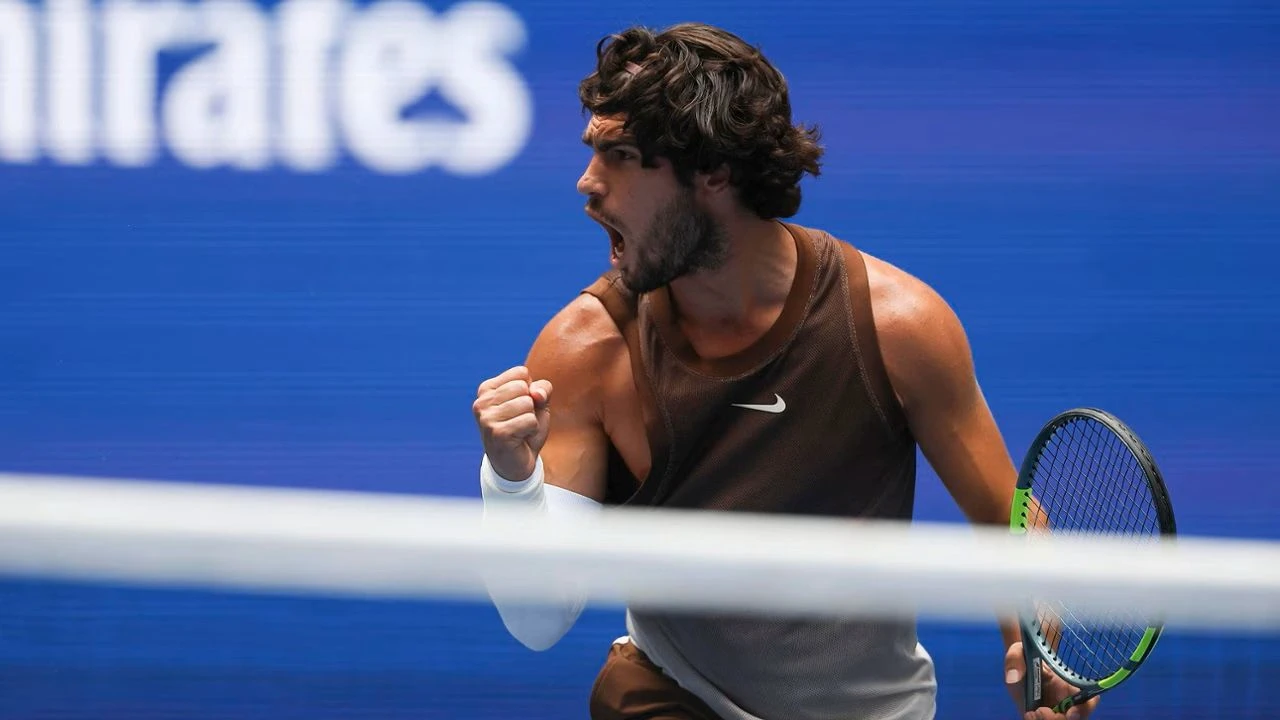 Vratio se Carlitos: Duža kosa je tu, dobar tenis također