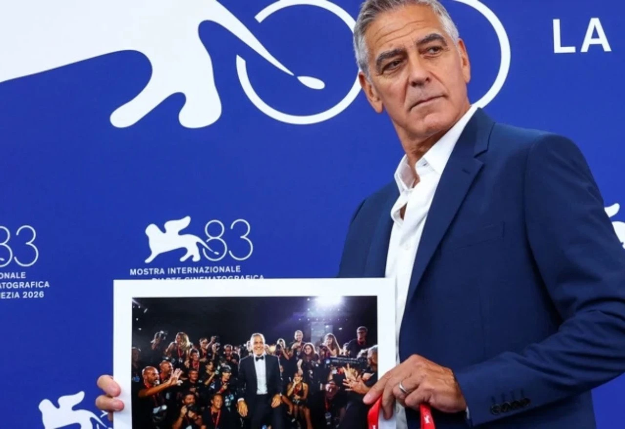 George Clooney: ''SAD vode najmanje sposobni ljudi, izbori mogu vratiti normalnost''