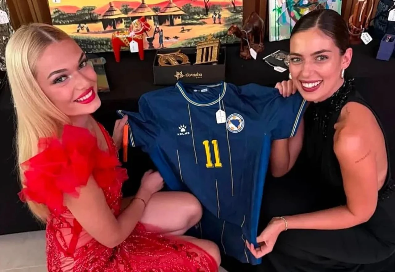 Miss BiH Lana Jahić donirala dres Edina Džeke: Sav prihod ide djeci s posebnim potrebama